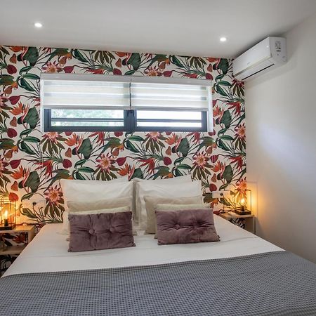 Indigo Apartments & Suites - 'Adults Only' Jan Thiel Dış mekan fotoğraf