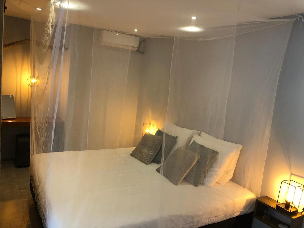 Indigo Apartments & Suites - 'Adults Only' Jan Thiel Dış mekan fotoğraf